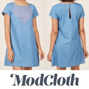 Modcloth Shift Mini Dress Chambray Short Sleeve Embroidered Blue Pink Size Small